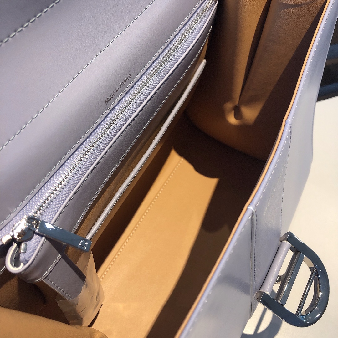 델보 브리앙 MM 박스백 미듐